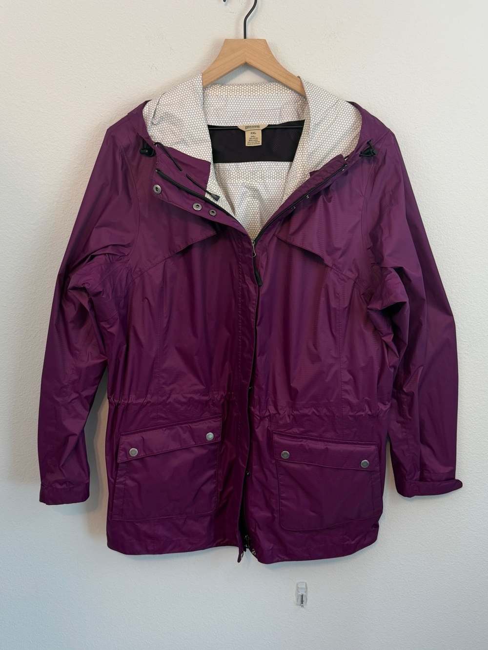 Duluth Trading Co Purple Hooded Rain Jacket